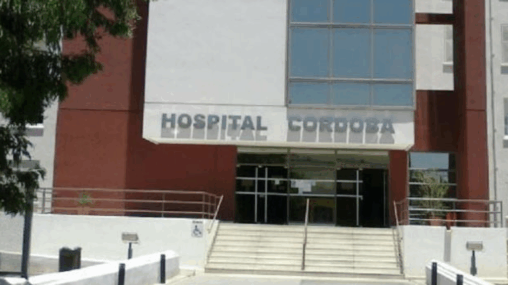 El episodio generó preocupación en barrio Pueyrredón. La causa avanza como tentativa de homicidio y buscan testigos que aporten más detalles.