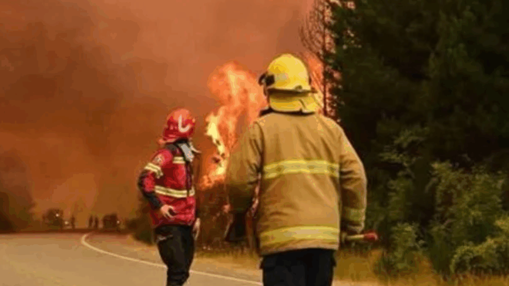 El contingente partió desde Alta Gracia con vehículos equipados y permanecerá en la zona para reforzar las tareas de contención del fuego en distintos puntos de la Patagonia