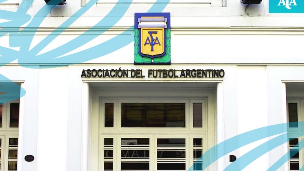 La medida regirá del 5 al 8 de marzo y alcanza a todas las categorías. Es en rechazo a la denuncia del ARCA contra la conducción de la AFA.