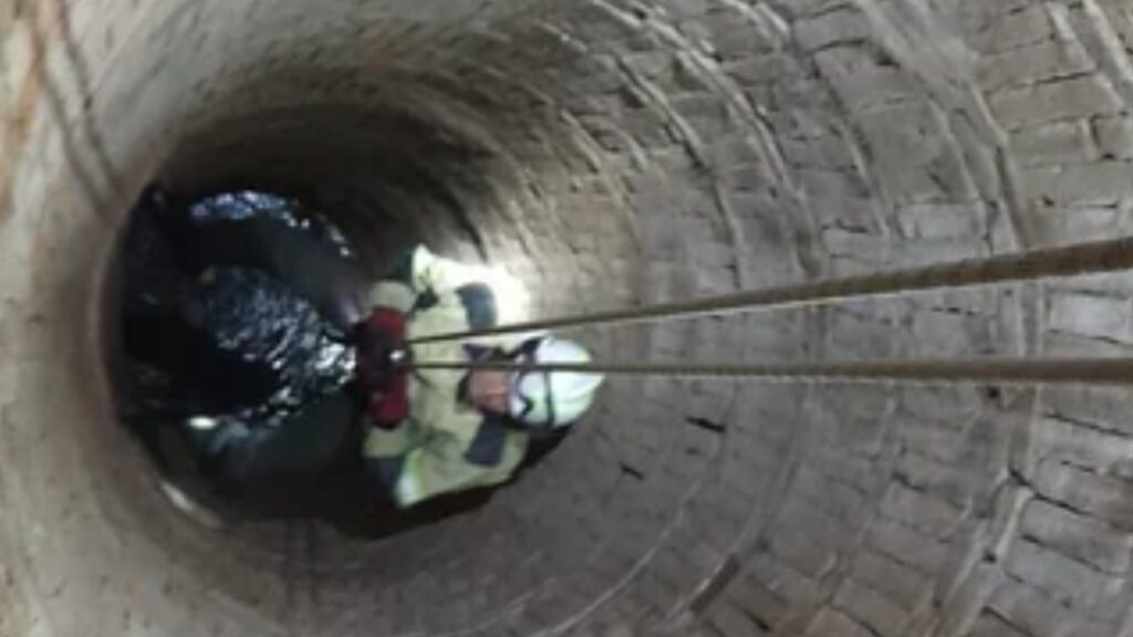 El hecho ocurrió durante la noche del lunes. Bomberos y Policía montaron un operativo de rescate y ambos fueron asistidos sin lesiones de gravedad.