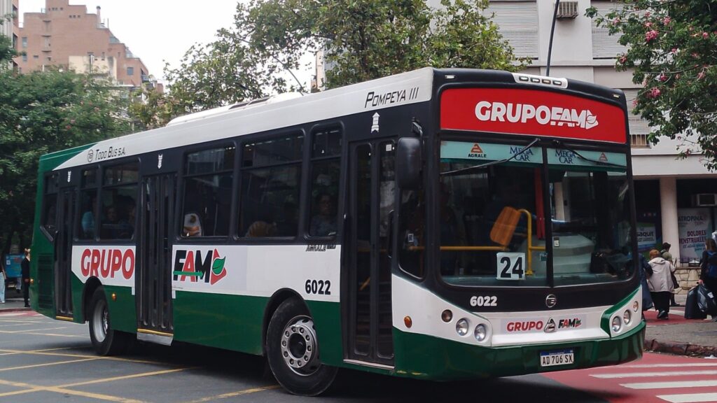 La decisión se tomó luego de que la empresa dejara de prestar servicio en varios corredores del transporte urbano.