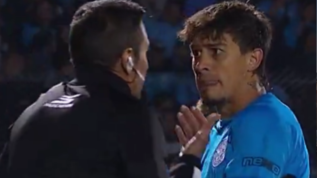 Revelaron qué le dijo Rigoni al árbitro antes de ser expulsado en Belgrano-Aldosivi