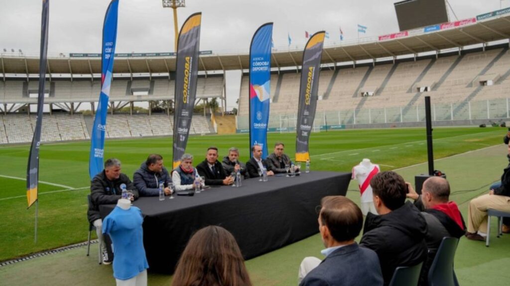 Con un impacto económico proyectado de 17 mil millones de pesos y ocupación hotelera casi total, la provincia se prepara para recibir a 50 mil hinchas en una definición histórica.