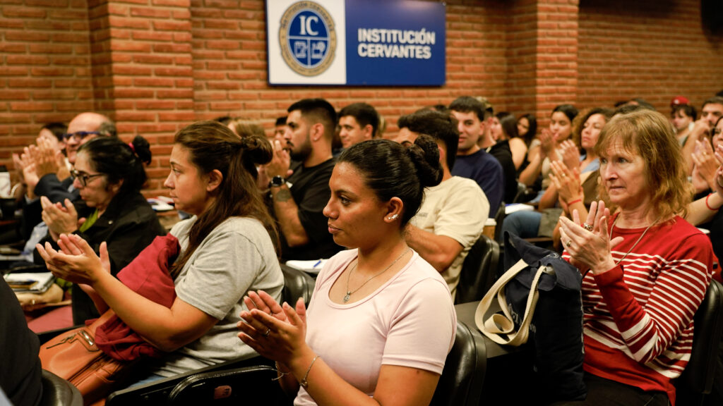 La institución cordobesa organizará el Congreso “Educación en Movimiento” junto al Ministerio de Educación. La jornada se desarrollará el 16 de junio en el Centro Cultural Córdoba y reunirá a estudiantes, docentes, directivos y especialistas.