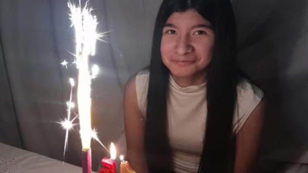 La adolescente de 15 años desapareció el lunes tras ser vista por última vez en su colegio de Colonia Caroya. Más de 200 efectivos participan del operativo y la alerta ya fue extendida a todo el país.