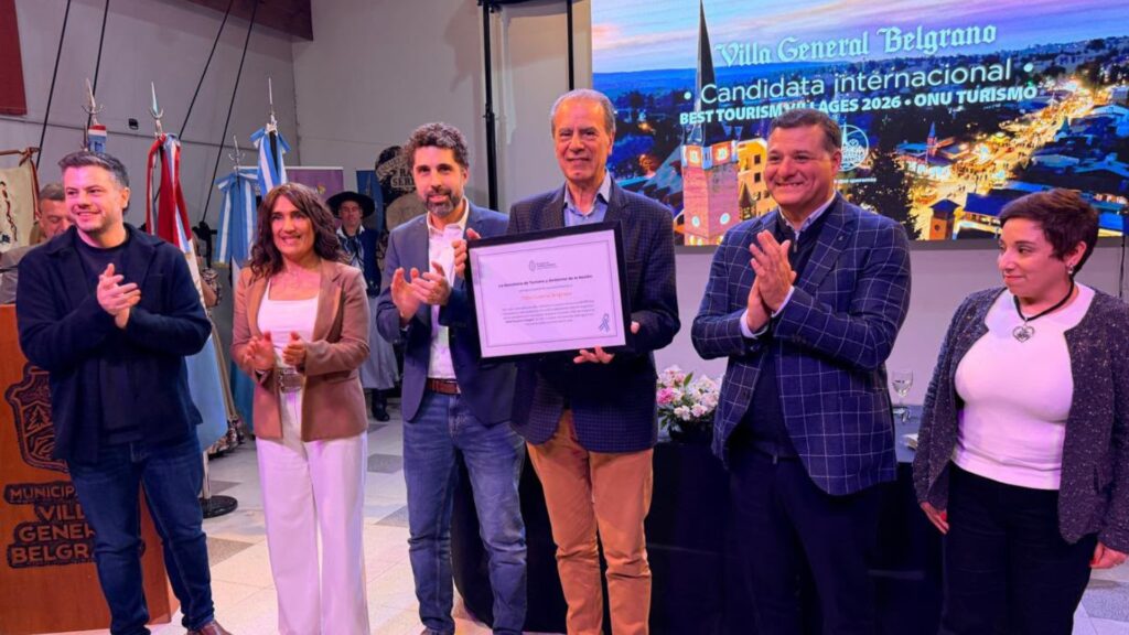 La localidad cordobesa fue distinguida por un programa internacional que destaca a pueblos rurales con fuerte identidad cultural, desarrollo sostenible y gestión turística comprometida con su entorno.