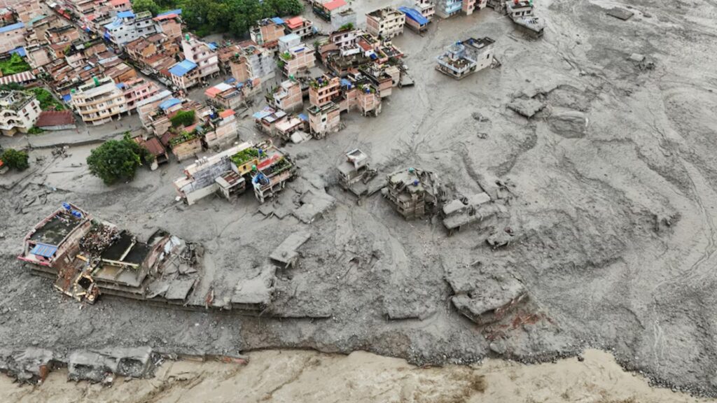 Un alud masivo de hielo y roca provocó un 