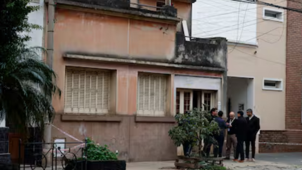 La pareja alquilaba la planta alta de la casa de Claudio Barrelier y estaba allí durante la noche del crimen. Una pericia acústica puso en duda su versión de que no había escuchado nada