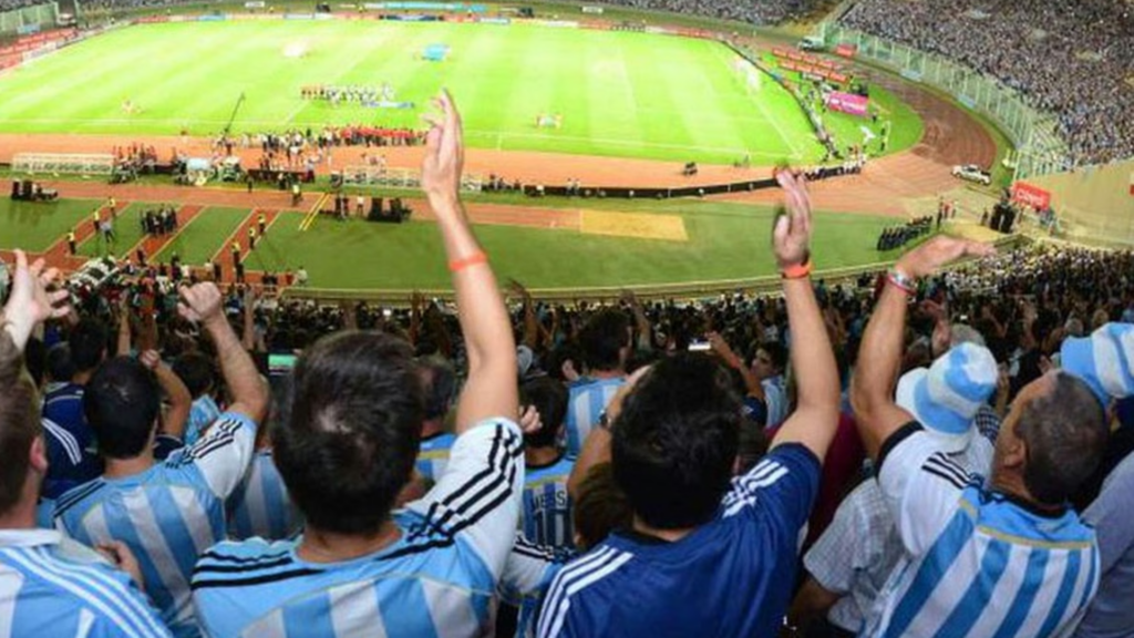 La Selección recibirá a Bolivia este miércoles a las 21 en el Kempes. Conocé los horarios de ingreso, los precios del estacionamiento y las restricciones en las tribunas