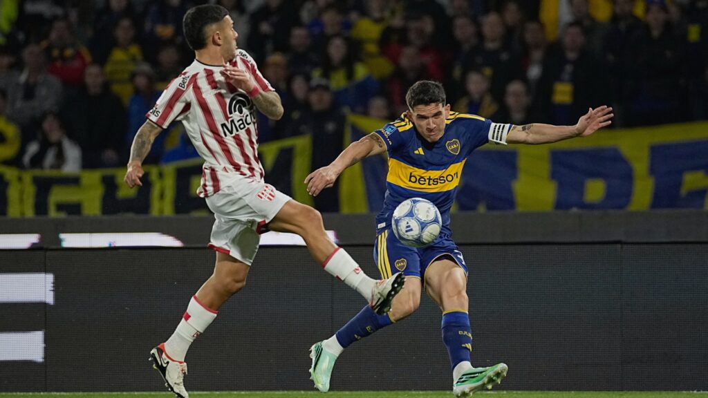 La Gloria igualó 2-2 con Boca en el Kempes por la fecha 12 del Torneo Clausura 2026. Fernando Alarcón y Jonatan Galván marcaron los goles del equipo de Diego Flores, que continúa como único puntero de la Zona A con 26 puntos.