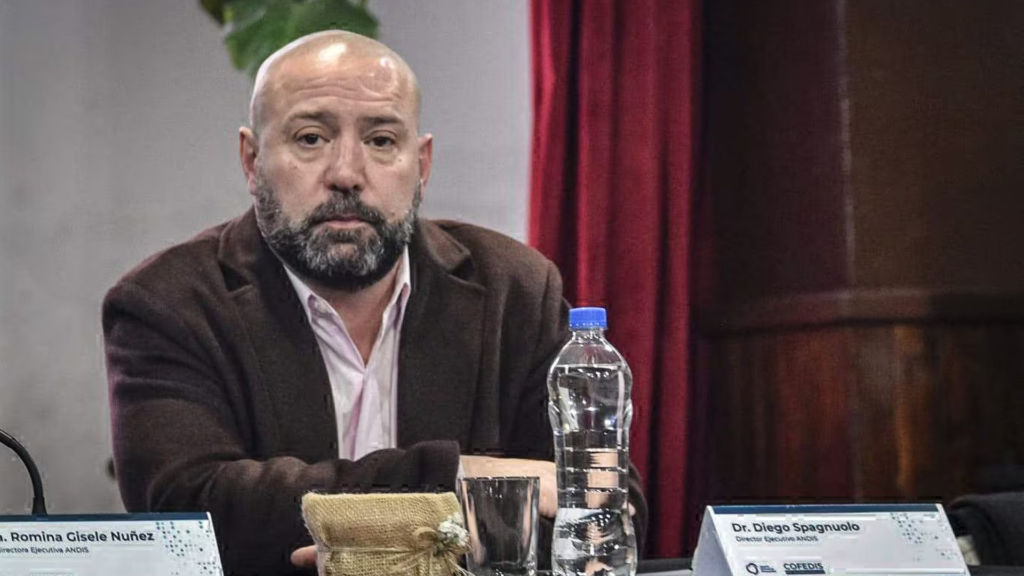 Un peritaje de Gendarmería detectó cortes y regrabaciones en los audios atribuidos a Diego Spagnuolo y no pudo confirmar su autenticidad ni atribuir las voces