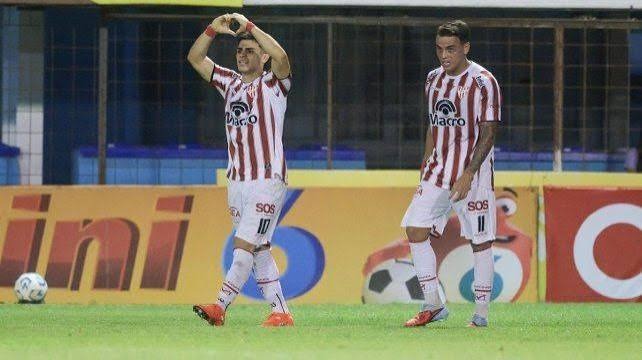 La Gloria visita este viernes a las 19 a Defensa y Justicia, en Florencio Varela, por la fecha 13 de la Zona A del Clausura. El equipo cordobés lidera con dos puntos de ventaja sobre el Halcón y buscará dar otro paso hacia los octavos de final, con la posibilidad de encaminar su clasificación anticipada.